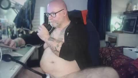 Tattooeddilf 01 online show from 04.25.26