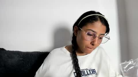 Snapshot of taty_gomez_ chatting on 05.12.26 Tatiana Gomez online show from 05.12.26