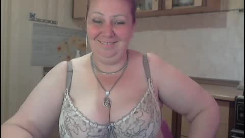 Snapshot of tatyanka_ chatting on 05.22.26 tatyanka_ online show from 05.22.26