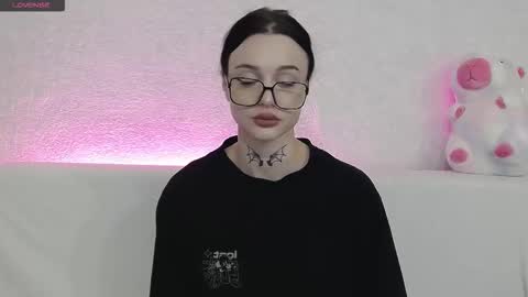 Taya online show from 10.21.25