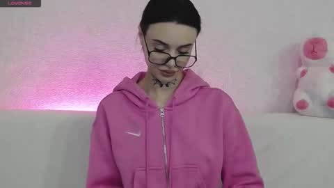 Taya online show from 10.29.25