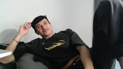 independent model online show from 07.02.26