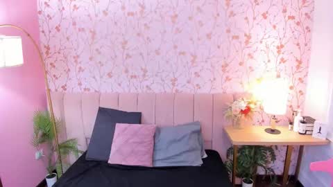 Snapshot of taylor_bennet chatting on 02.09.26 Taylor Bennet online show from 02.09.26