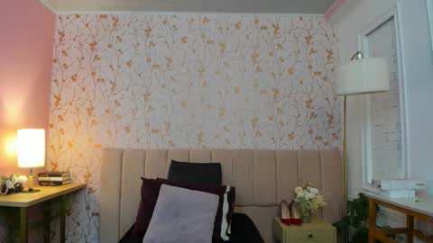 Snapshot of taylor_bennet chatting on 02.15.26 Taylor Bennet online show from 02.15.26