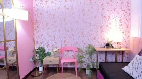 Snapshot of taylor_bennet chatting on 02.22.26 Taylor Bennet online show from 02.22.26