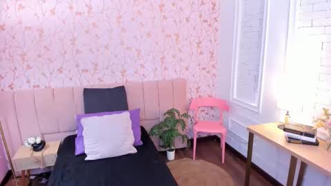 Snapshot of taylor_bennet chatting on 02.24.26 Taylor Bennet online show from 02.24.26