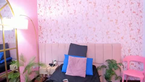 Snapshot of taylor_bennet chatting on 02.28.26 Taylor Bennet online show from 02.28.26