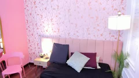 Snapshot of taylor_bennet chatting on 03.15.26 Taylor Bennet online show from 03.15.26