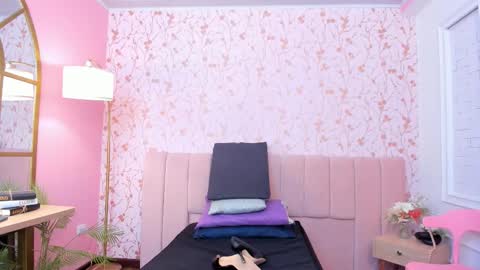 Snapshot of taylor_bennet chatting on 03.21.26 Taylor Bennet online show from 03.21.26