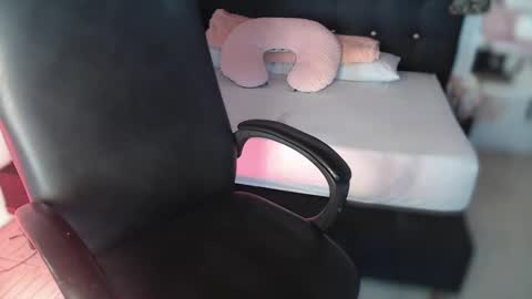 Taylor 3 online show from 10.02.25