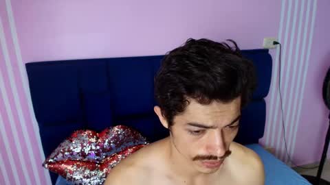 taylor stele online show from 05.18.26