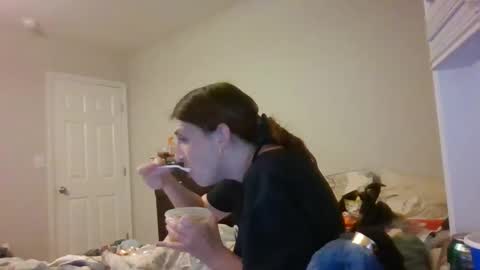 taylorslay online show from 05.06.26