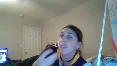 Snapshot of taylorslay chatting on 06.17.26 taylorslay online show from 06.17.26