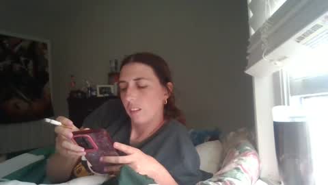 Snapshot of taylorslay chatting on 08.02.26 taylorslay online show from 08.02.26