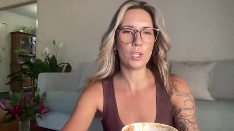 Taylor online show from 03.19.26