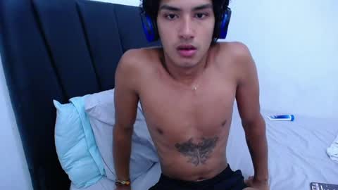 Tayron online show from 02.16.25