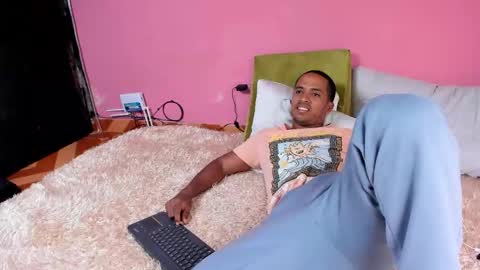 ask for cum online show from 12.14.25