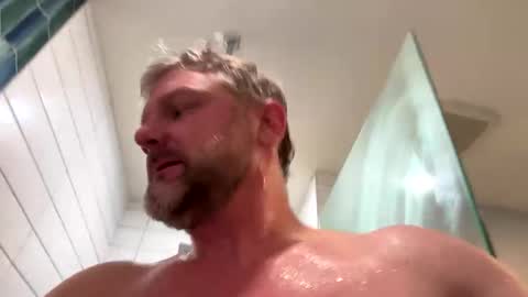 Snapshot of tbiz82 chatting on 02.24.25 Tbiz82 online show from 02.24.25