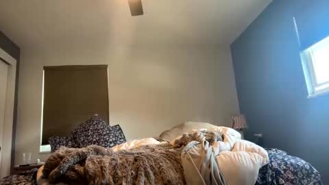 Tbiz82 online show from 03.18.26