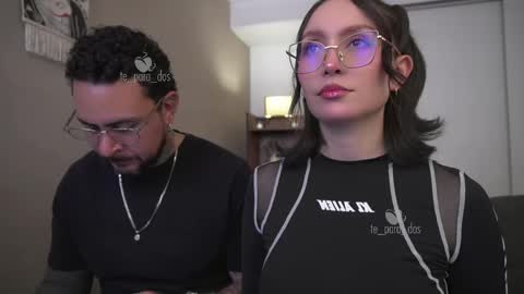 Snapshot of te_para_dos chatting on 11.09.25 Leo and Luna online show from 11.09.25