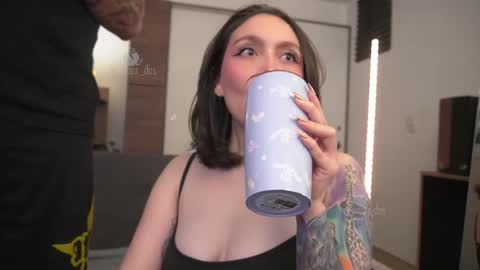 Snapshot of te_para_dos chatting on 12.20.25 Leo and Luna online show from 12.20.25