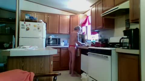 Snapshot of teak4u chatting on 01.11.25 Teak online show from 01.11.25