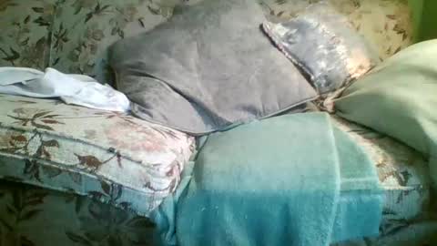 Snapshot of teak4u chatting on 11.27.25 Teak online show from 11.27.25