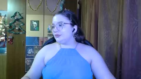 Snapshot of teasing_dora chatting on 12.19.25 Teasing Dora online show from 12.19.25