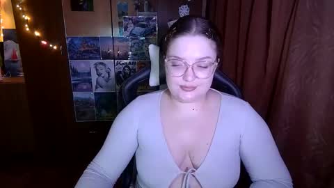 Snapshot of teasing_dora chatting on 01.12.26 Teasing Dora online show from 01.12.26