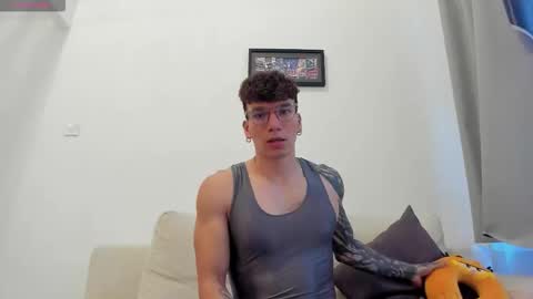 Snapshot of teban_fuckboy chatting on 03.16.26 Esteban online show from 03.16.26