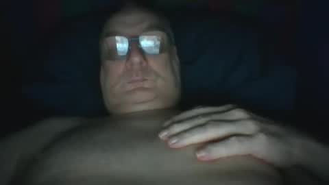 Snapshot of tebb61 chatting on 09.10.25 Mark online show from 09.10.25