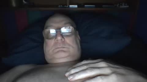 Snapshot of tebb61 chatting on 10.07.25 Mark online show from 10.07.25