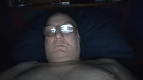 Snapshot of tebb61 chatting on 10.10.25 Mark online show from 10.10.25