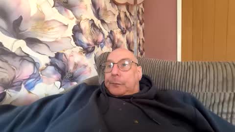 Snapshot of tebb61 chatting on 02.22.26 Mark online show from 02.22.26