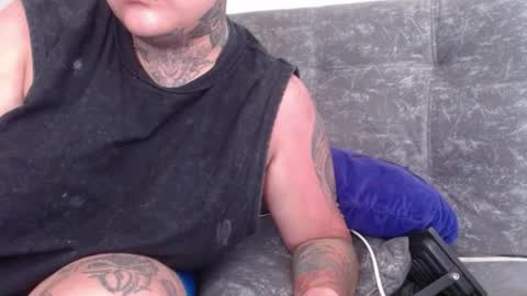 Charlee He online show from 06.01.26