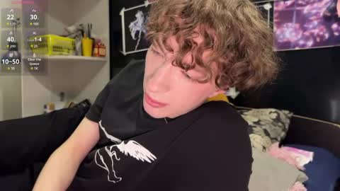 Snapshot of technoracer chatting on 03.08.26 Alice online show from 03.08.26