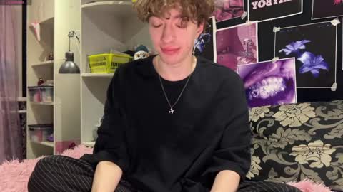 Snapshot of technoracer chatting on 03.27.26 Alice online show from 03.27.26