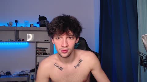 Snapshot of teddy_mode chatting on 12.14.24 Teddy online show from 12.14.24