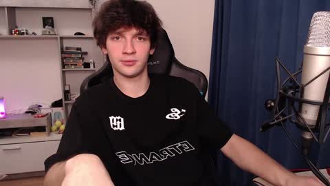 Snapshot of teddy_mode chatting on 01.29.25 Teddy online show from 01.29.25