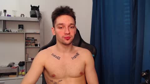 Snapshot of teddy_mode chatting on 02.07.25 Teddy online show from 02.07.25