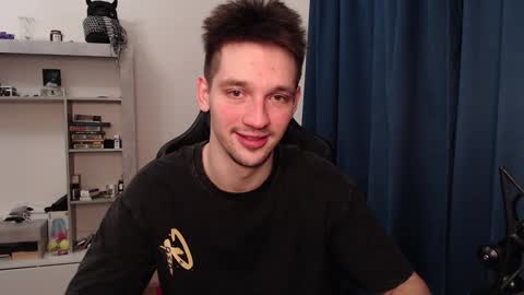 Snapshot of teddy_mode chatting on 02.07.25 Teddy online show from 02.07.25