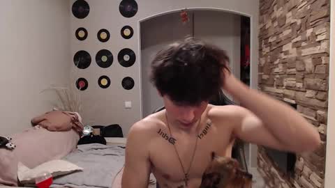 Snapshot of teddy_mode chatting on 12.02.25 Teddy online show from 12.02.25