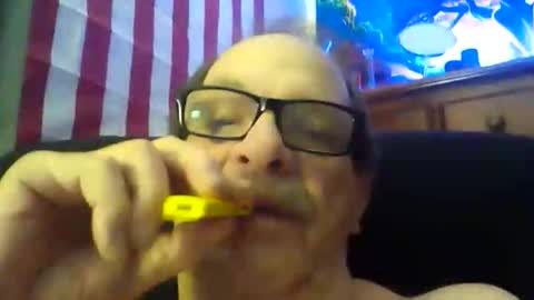 Snapshot of tedestep2 chatting on 10.17.25 tedestep2 online show from 10.17.25