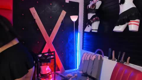 Tayloor online show from 02.01.26