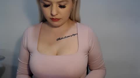 Teeyara  online show from 01.05.26