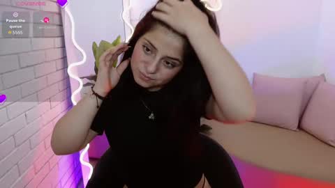 Snapshot of teffi_tay chatting on 09.17.25 teffi_tay online show from 09.17.25