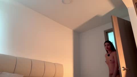 Amy No penetration Virgiin giirl online show from 04.23.26