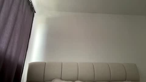 Amy No penetration Virgiin giirl online show from 04.30.26