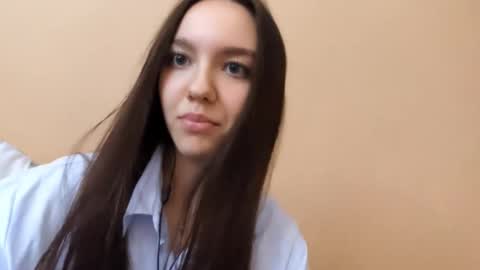 Snapshot of teganmeiser chatting on 10.26.25 Kimi online show from 10.26.25