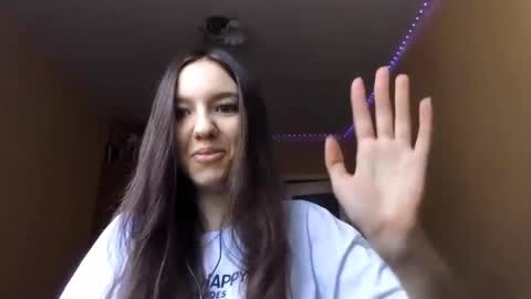 Snapshot of teganmeiser chatting on 10.29.25 Kimi online show from 10.29.25